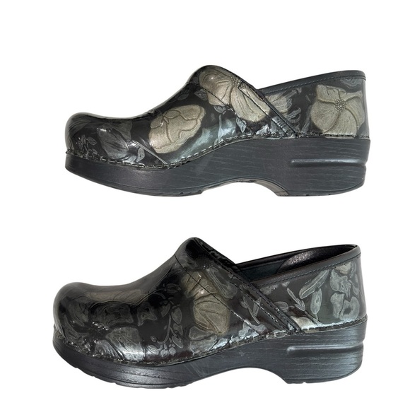 Dansko Clog Nursing Shoe Sz 38 US 7.5 / 8 Floral Black Patent Leather Slip-On - Picture 2 of 16